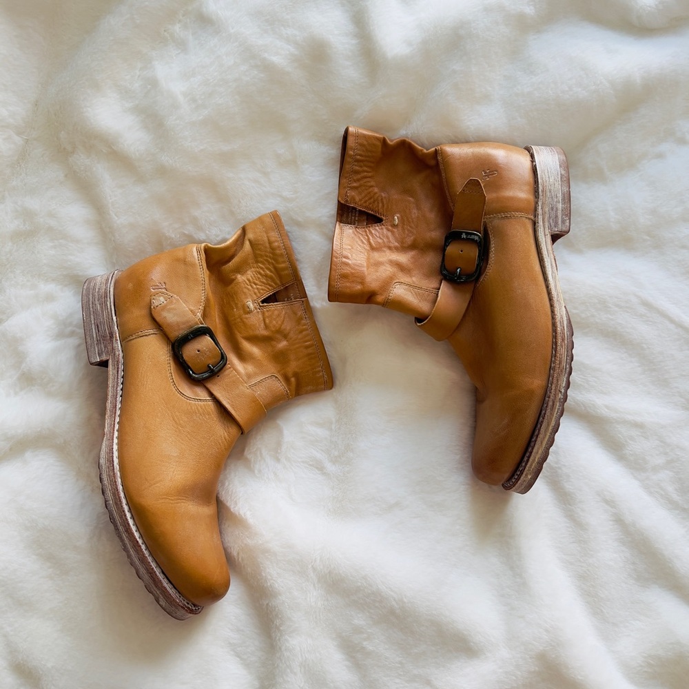 Frye Veronica Bootie